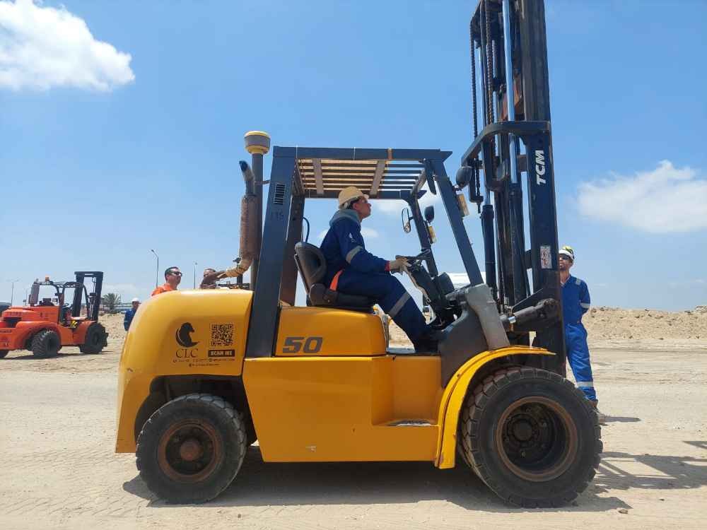 Forklift machine