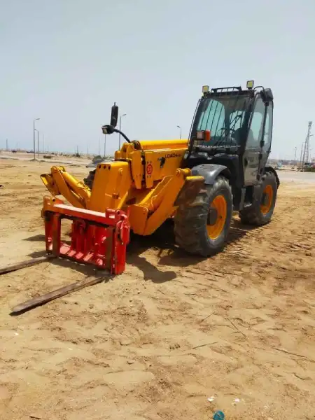 Telehandler machine